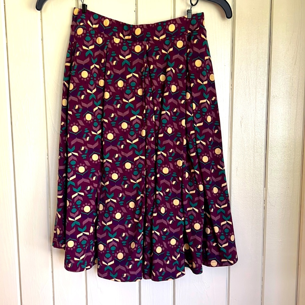 LuLaRoe skater or circle skirt. Has pockets!